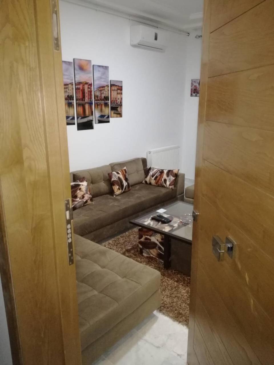 Le Luxe De Jardin De Carthage Apartment